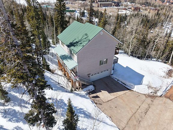 3rd image of 429 N Aoki Michi Rd