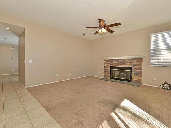 5th image of 39826 Daphne Dr