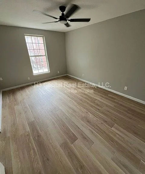 2453 Cleveland Blvd #R2 — Photo 4