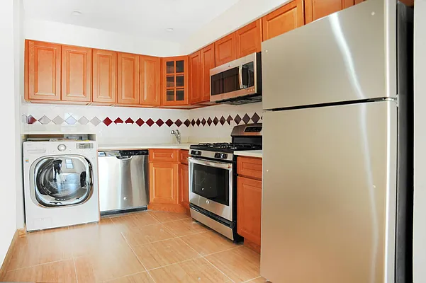 Rented by Town Residential | media 7