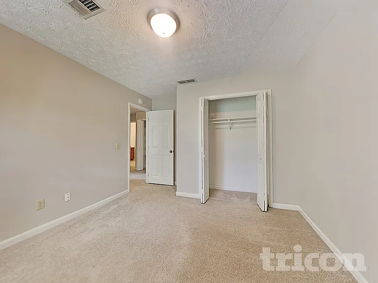 1516 Maple Ridge Dr — Photo 18