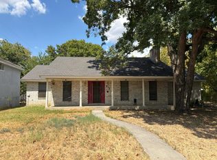 512 W State St, Alvord, TX 76225