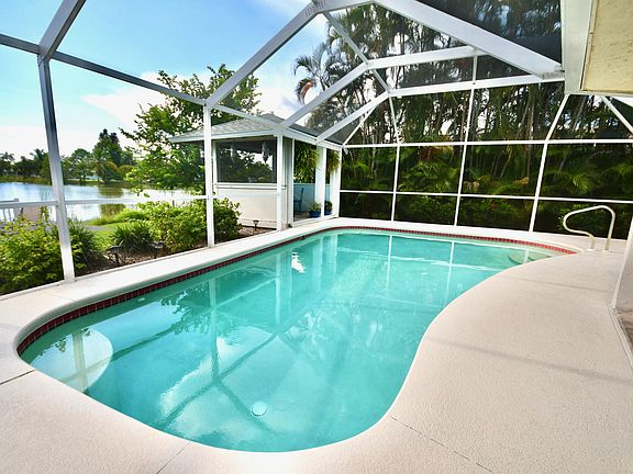 Totally PRIVATE pool and cabana!