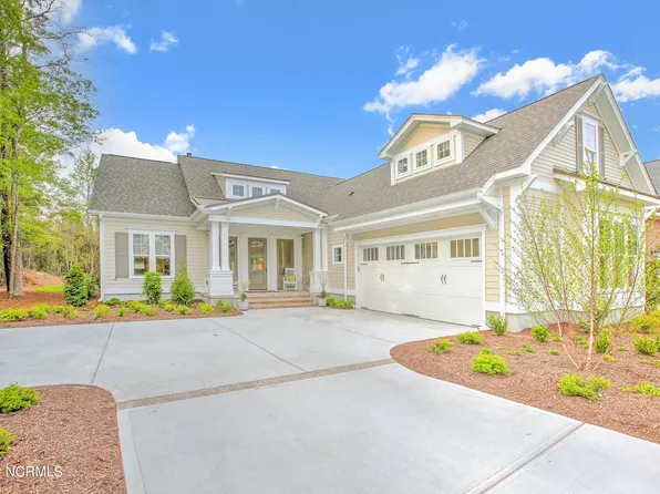 9139 Fallen Pear Lane NE, Leland, NC 28451