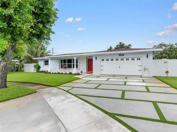 5220 SW 6th St, Plantation, FL 33317