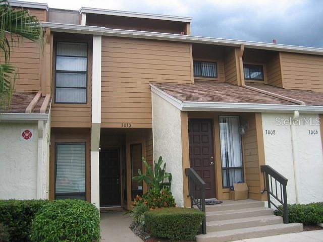 1st image of 3010 Clubview Dr #2