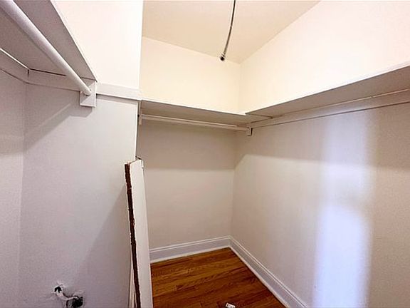 3rd image of 41-10 Bowne St #7E
