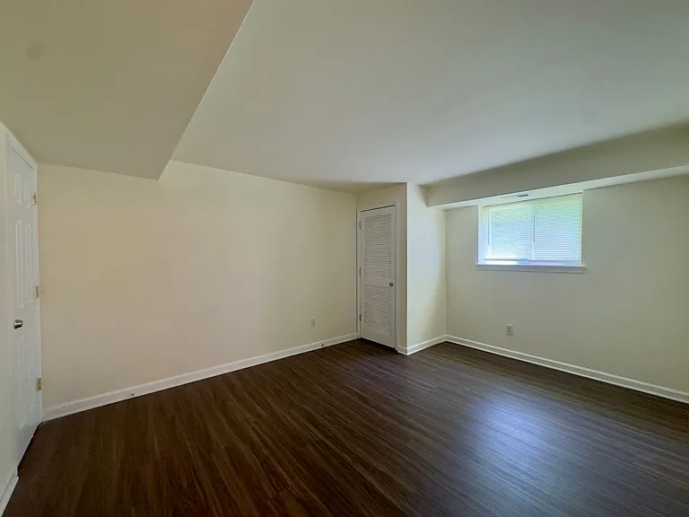 Midwood Apartments — Photo 8