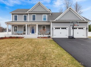 296 Annas Ct, Colchester, VT 05446