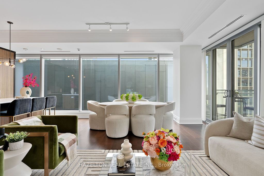55 Scollard St #1001, Toronto, ON - View 2