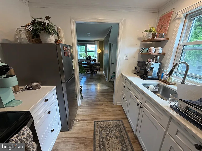 123 Miller St #2 — Photo 3