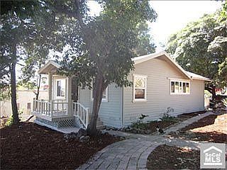 2nd image of 3425 Marguerite St