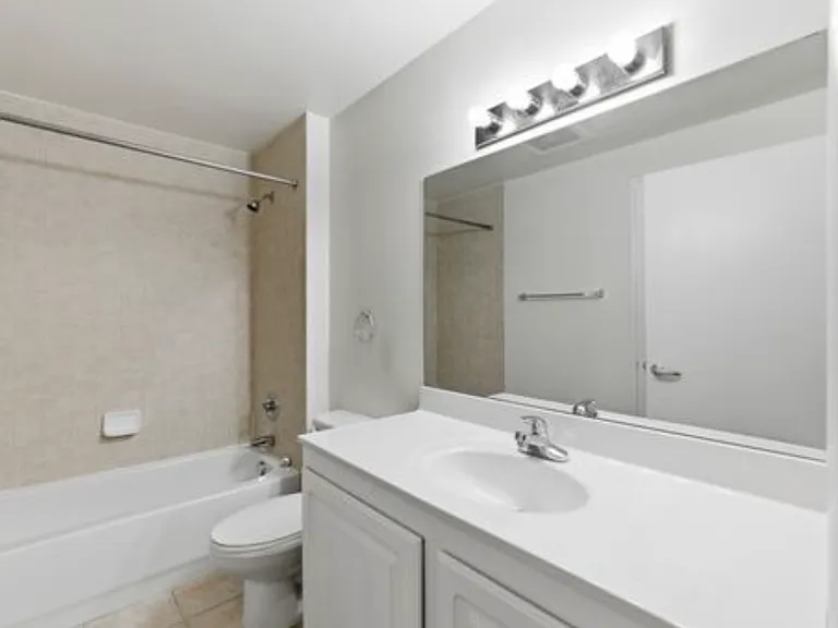 350 G St SW #N226 — Photo 9