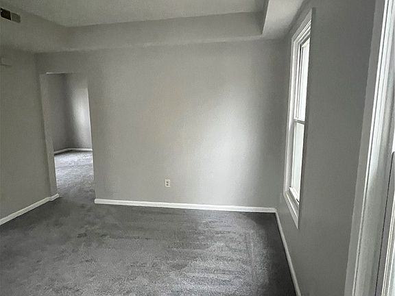 4th image of 7728 Elton Ave