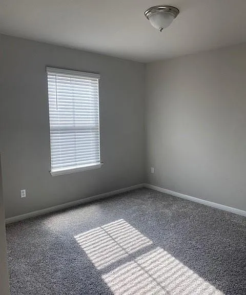 1721 Fountain Bridge Dr — Photo 12