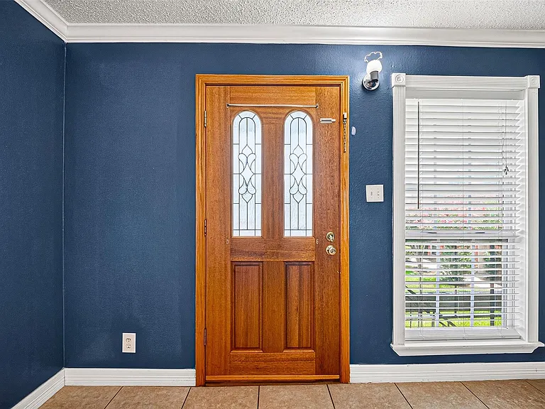 1220 Shadowdale Dr #6 — Photo 34