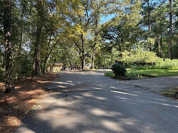 4th image of 17932 Whispering Pines Rd