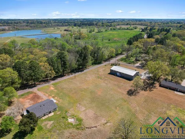 N Page Rd, Longview, TX 75605