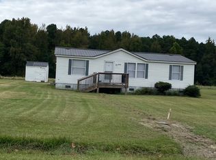 2 Bethel Church Rd, Spring Lake, NC 28390