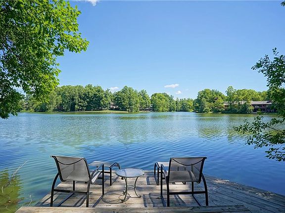 4th image of 448 White Tail Dr #24