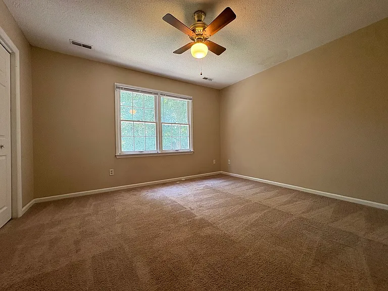 131 Greenford Pl — Photo 13
