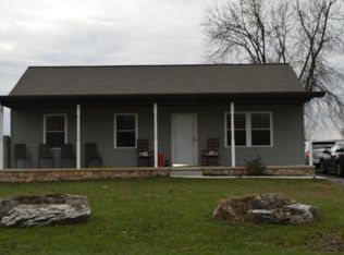 83 N Sheridan Rd, Newmanstown, PA 17073