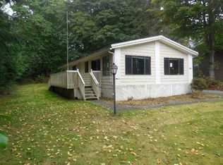 1480 Ridge Dr, Camano Island, WA 98282