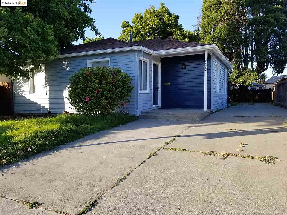 1st image of 2432 Glenlock St