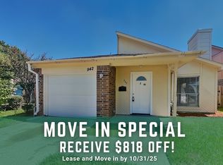 942 Somercotes Ln, Channelview, TX 77530