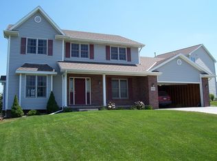 7330 Beaver Creek Ln, Lincoln, NE 68516