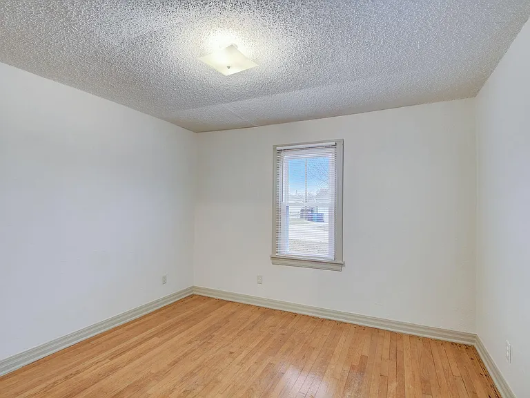 3108 Cashion Pl — Photo 21