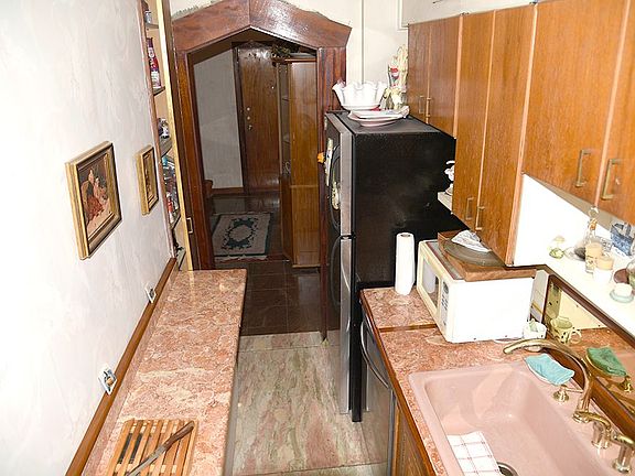 5th image of 425 E 54th St #9M