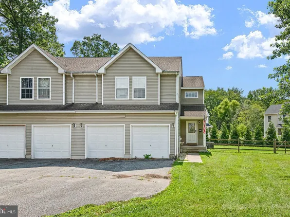 718 Newport Gap Pike, Wilmington, DE 19804