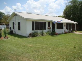 604 N Angelina St, Whitney, TX 76692