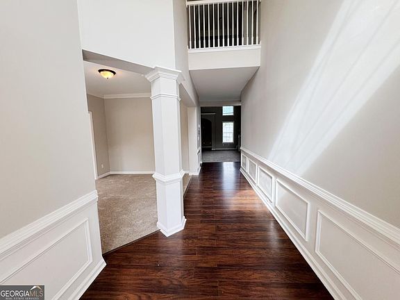 3rd image of 7172 Thoreau Cir
