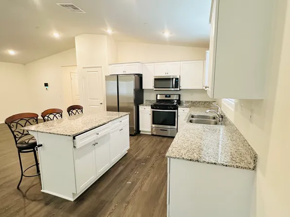 1338 Division Ct, Hemet, CA 92543