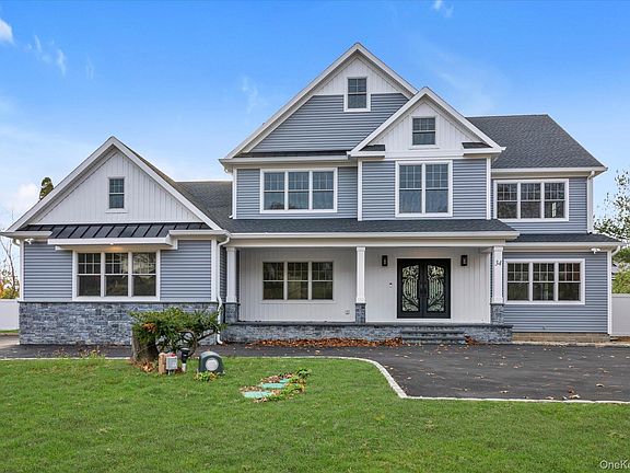 2nd image of 34 Calumet Drive