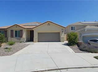 11052 Ilama Ct, Corona, CA 92883