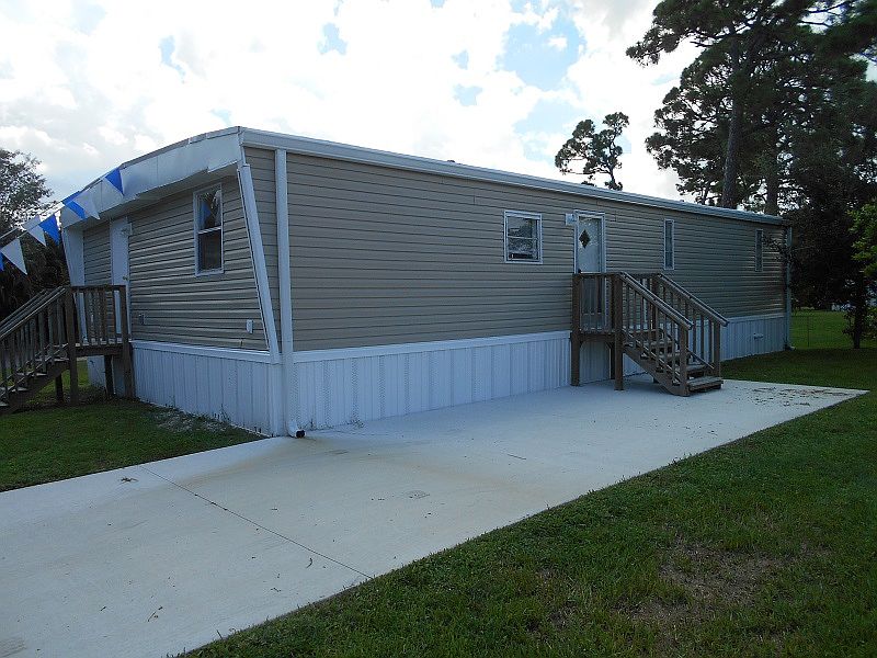 1st image of 36 Lisa Ln