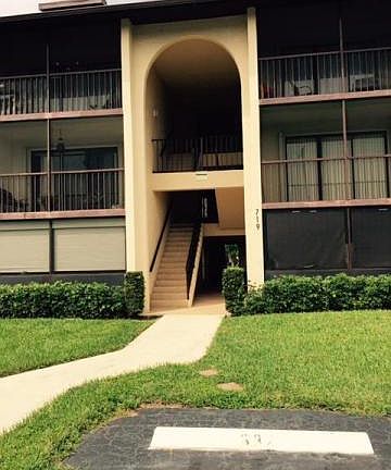 2nd image of 719 Sunny Pine Way APT B1