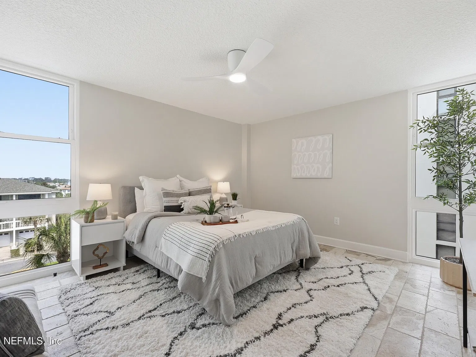 2 bed, 2.0 bath, 1168 sqft, $4,000 — Photo 4