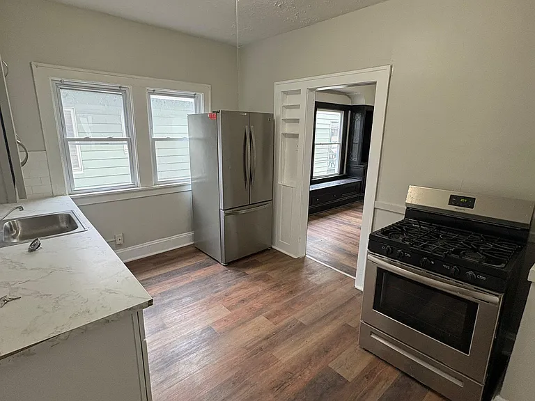15710 Corsica Ave #2 — Photo 7