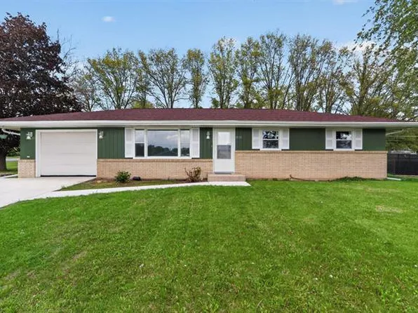 8320 Trudy Rd, Rockford, IL 61108