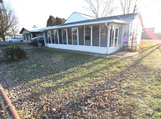 15851 Dixie Ave, Mount Sterling, OH 43143