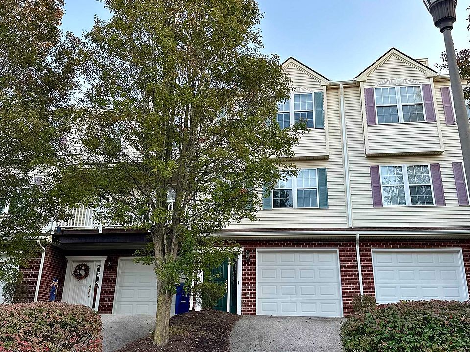 1st image of 800 Oak Tree Blvd