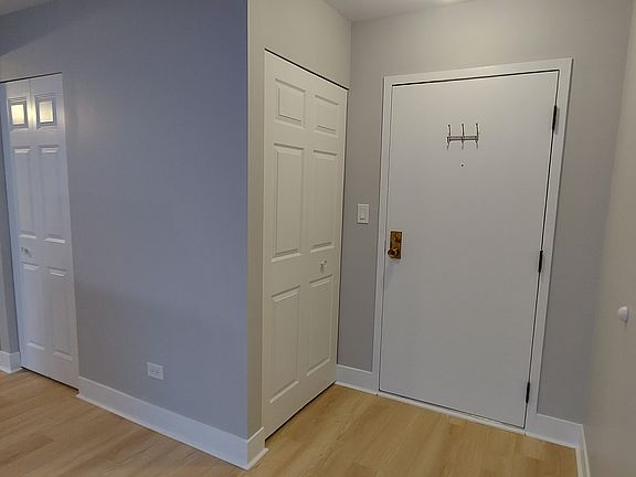 2nd image of 2 Villa Verde Dr