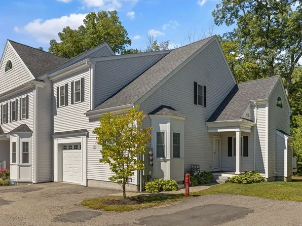 35 Eastover Rd #35, Walpole, MA 02081