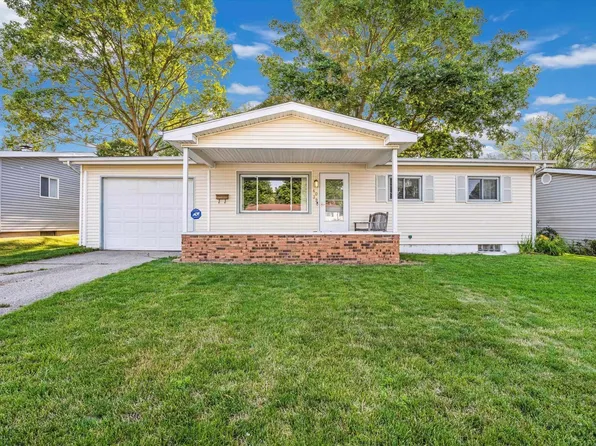 4039 Winthrop Dr, South Bend, IN 46614