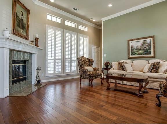 3rd image of 8804 Thornway Dr