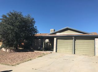 717 Porras Dr, El Paso, TX 79912